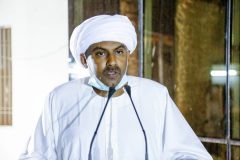 الفكي يختتم زيارته للولاية الشمالية .