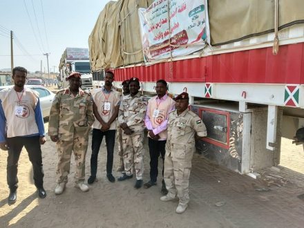 قافلة دعم التعليم بمحليتي كتم والواحة تصل الفاشر