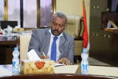 والي القضارف يصدر قرارا بتشكيل لجنة لحصر الأنشطة الاقتصادية بالولاية