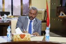 والي القضارف يصدر قرارا بتشكيل لجنة لحصر الأنشطة الاقتصادية بالولاية