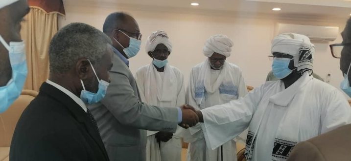 ناظر قبيلة الكبابيش يؤدي القسم أمام والي شمال كردفان