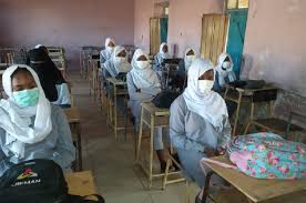 غرب دارفور تعلن إستئناف الدراسة للأساس والثانوي الأحد المقبل.