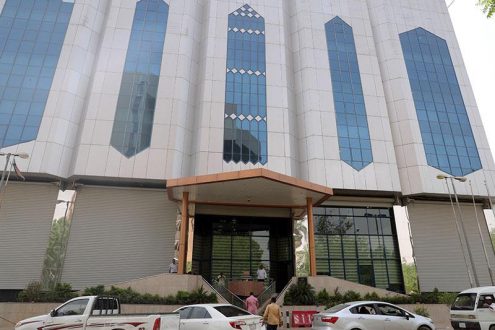 تجمع المصرفيين السودانيين يدعو لإقالة محافظ بنك السودان المركزي