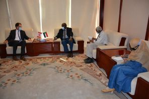 السودان وكندا يبحثان تطوير التعاون فى صناعة النفط والغاز