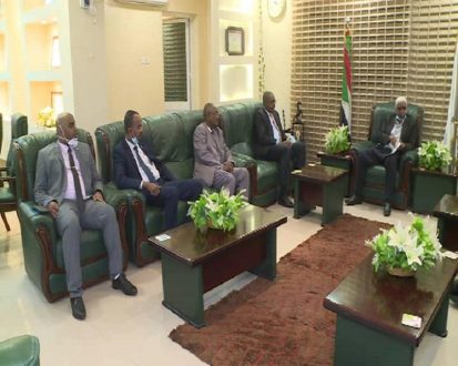 والي كسلا يستقبل وفد رئاسة بنك فيصل الاسلامي السوداني