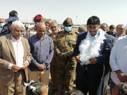 وزير الصناعة يصل إلى محلية حلفا الجديدة
