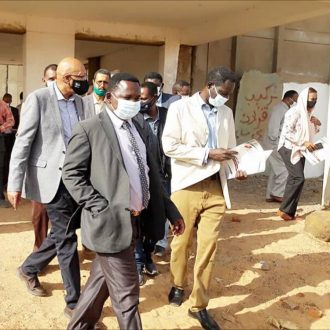 وزير الصحة الاتحادي يقف على عدد من المنشآت الصحية بالفولة