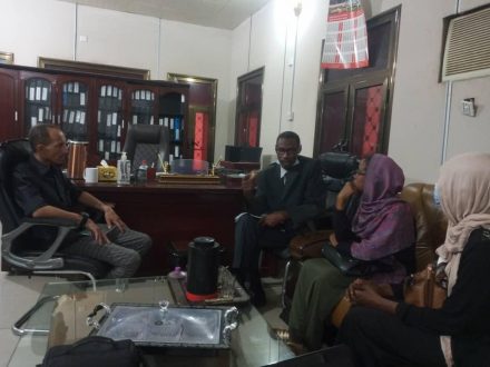 مدير عام صحة سنار يلتقي اللجنه المركزيه للمختبرات الطبيه بالولاية