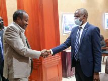 الهادي إدريس يؤكد اهتمام الدولة بالرياضة والرياضيين