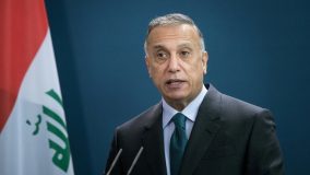 الكاظمي يصل إلى إيران في زيارة رسمية
