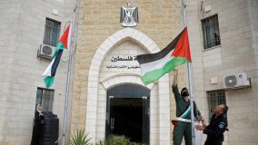 فلسطين تطالب بموقف دولي لوقف الاستيطان الإسرائيلي و”التطهير العرقي” ضد شعبها