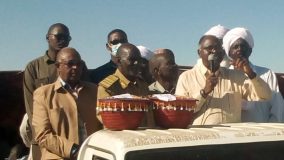 أمين عام حكومة جنوب دارفور يقف علي مشروع مياه منطقةأبوحمرة