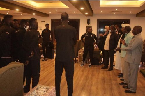 وفد إتحاد كرة القدم يشارك في الجمعية العمومية للكاف