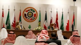الرياض تستضيف اليوم القمة الخليجية الـ(42)