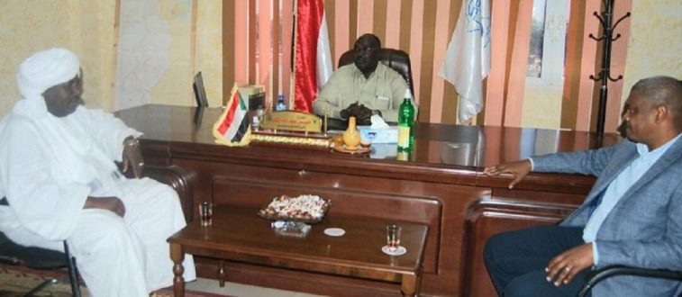 والي غرب دارفور يبحث مع وفد شركةدال فرص الإستثمار بالولاية