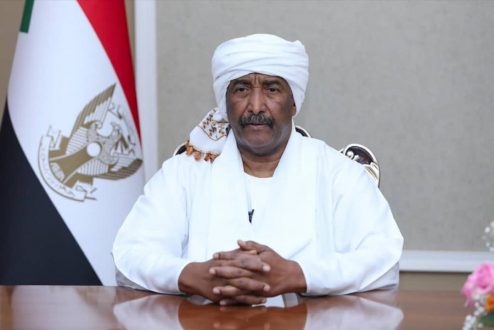 البرهان يتلقى التهاني من عدد من الرؤساء بمناسبة ذكرى الإستقلال