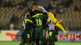 السنغال تطيح ببوركينا فاسو وتتأهل لنهائي أمم أفريقيا