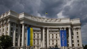 برلماني أوكراني يعلن عن بدء “حرب الغرب” ضد بلاده