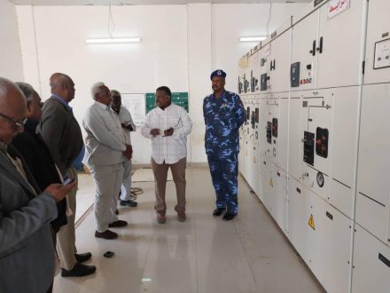 والي نهر النيل يشيد بالمجهودات لارجاع التيار الكهربائي