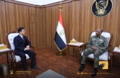 البرهان يلتقي السفير الصيني