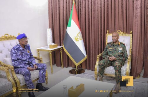 البرهان يلتقي مدير عام قوات الشرطة