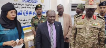 وزير الداخلية يدشن المرحلة التاسعة والعشرون من أدوية دعم المجهود الحربى للقوات المسلحة والأجهزة النظامية الأخري
