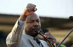 أثارت جدالاً واسعاً ونقاشات ساخنة على التايم لاين..  تصريحات أحمد هارون،، رسائل الداخل والخارج