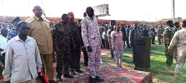والي الخرطوم يشهد تخريج (2) الف من مجندي المقاومة الشعبية بأمدرمان