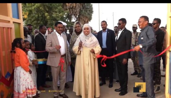 نوارة تفتتح مهرجان زهور الخريف ومعرض الحرف اليدوية