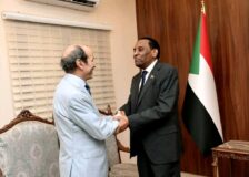 رئيس الوزراء يؤكد متانة العلاقات السودانية المغربية