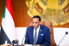 رئيس الوزراء يُصدر قراراً بإعفاء الأثاثات والأجهزة الكهربائية للعائدين من الخارج من الجمارك