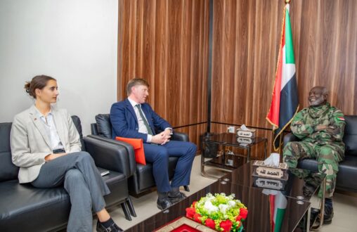 وزير المالية : نرغب في مشاركة بريطانيا في دعم جهود السلام في السودان 