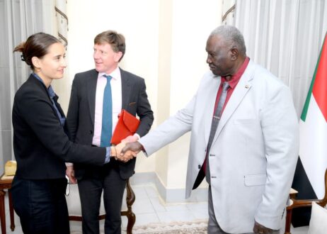مالك عقار يلتقي المبعوث البريطاني الخاص للسودان