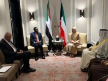 وزير الموارد البشرية يبحث مع نظيرته الكويتية دعم الحماية الصحية والاجتماعية للنازحين والفئات الهشة بالسودان