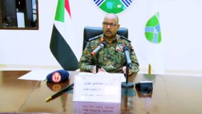 الفريق جابر يشدد على الحسم في ضبط الوجود الأجنبي بالخرطوم