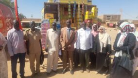 مدير عام الصناعة والتجارة الخرطوم يدشن اسواق البيع المخفض المتجولة بشرق النيل وبتفقد المنطقة الصناعية ببحري