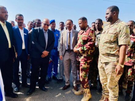 وزير التعليم العالي يدشن القافلة الطلابية المتجهة إلى جنوب كردفان