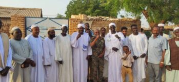 معايدة وزير التنمية الاجتماعية لاسرة القطب احمد الصديق الطاهر تجمعه برموز مجتمع الكبيراب