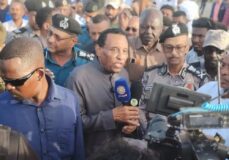 د. كامل إدريس يشيد بجهود قوات الجمارك خلال زيارة تفقدية لمعبر أشكيت الحدودي