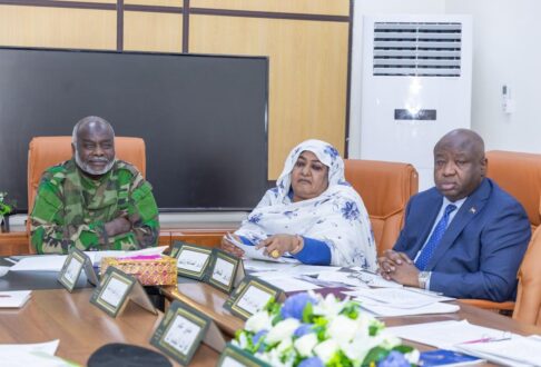 وزير المالية يوجه بوضع معالجات عاجلة للتحديات المتعلقة بالصادرات والواردات