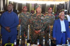 البرهان يشارك في احتفال مجلس الكنائس السوداني بالصلوات من أجل سلام السودان